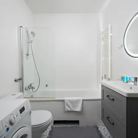 National Stadium Cozy Retreat By Bookinghost Apartmán Varšava
